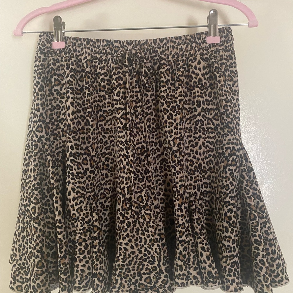 ☀️Leopard print skirt NWOT